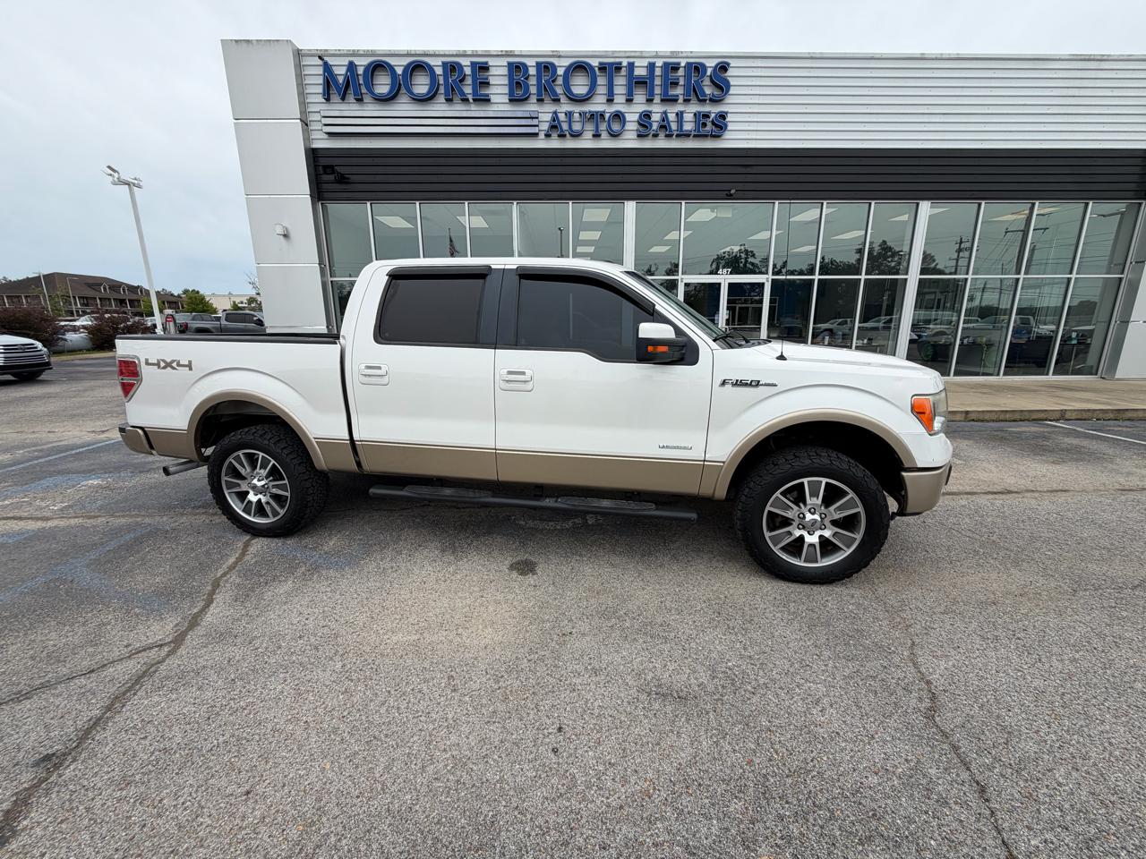 2014 Ford F-150 Lariat 4WD SuperCrew 5.5' Box