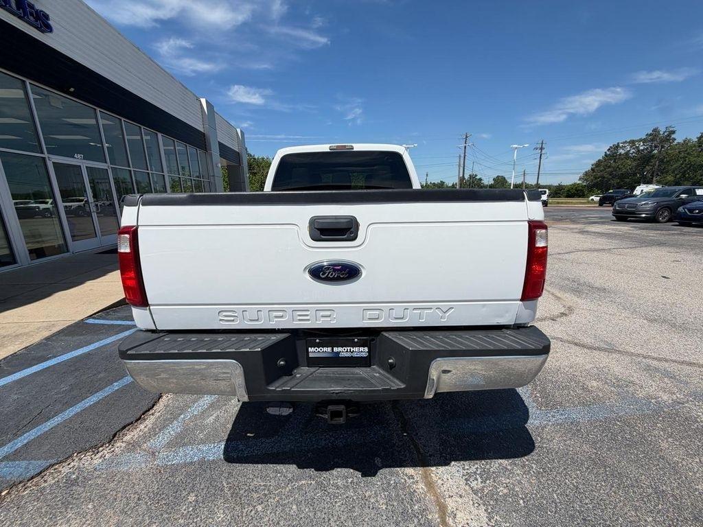 Ford Super Duty F-350 SRW XLT 4WD Crew Cab 8' Box 2014