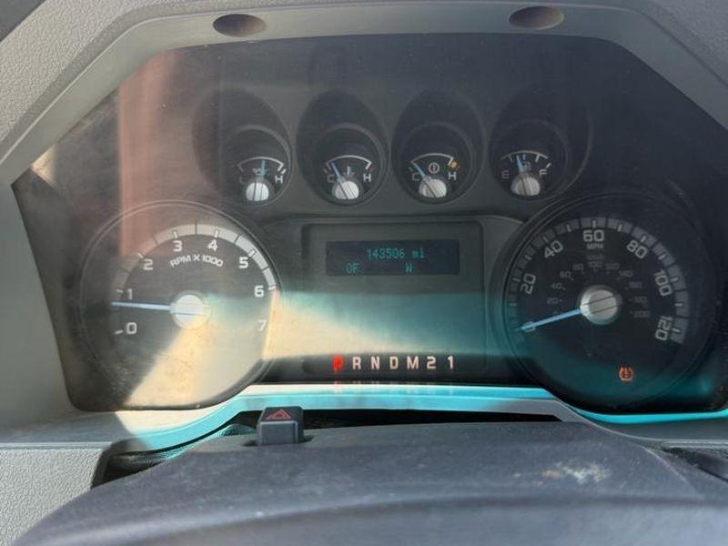 Ford Super Duty F-350 SRW XLT 4WD Crew Cab 8' Box 2014