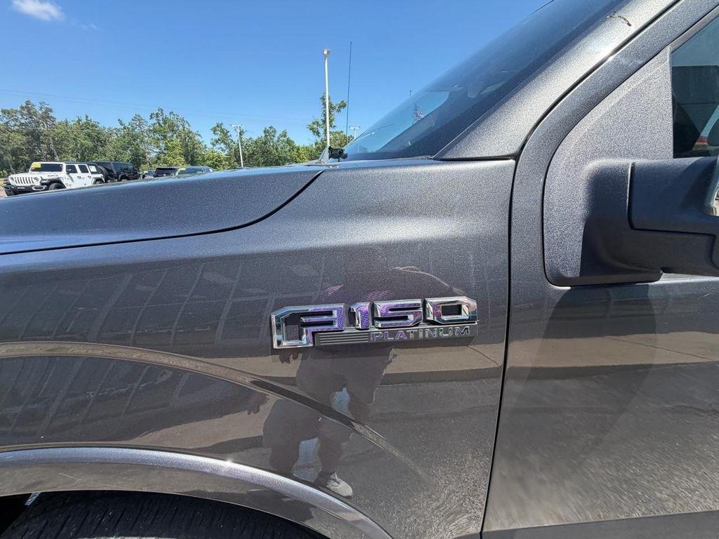 Ford F-150 Platinum SuperCrew 5.5-ft. Bed 4WD 2015