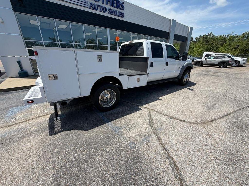 Ford Super Duty F-550 DRW 2WD Crew Cab 176" WB 60" CA XL 2012