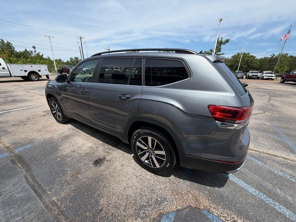 Volkswagen Atlas 2.0T SE FWD 2022