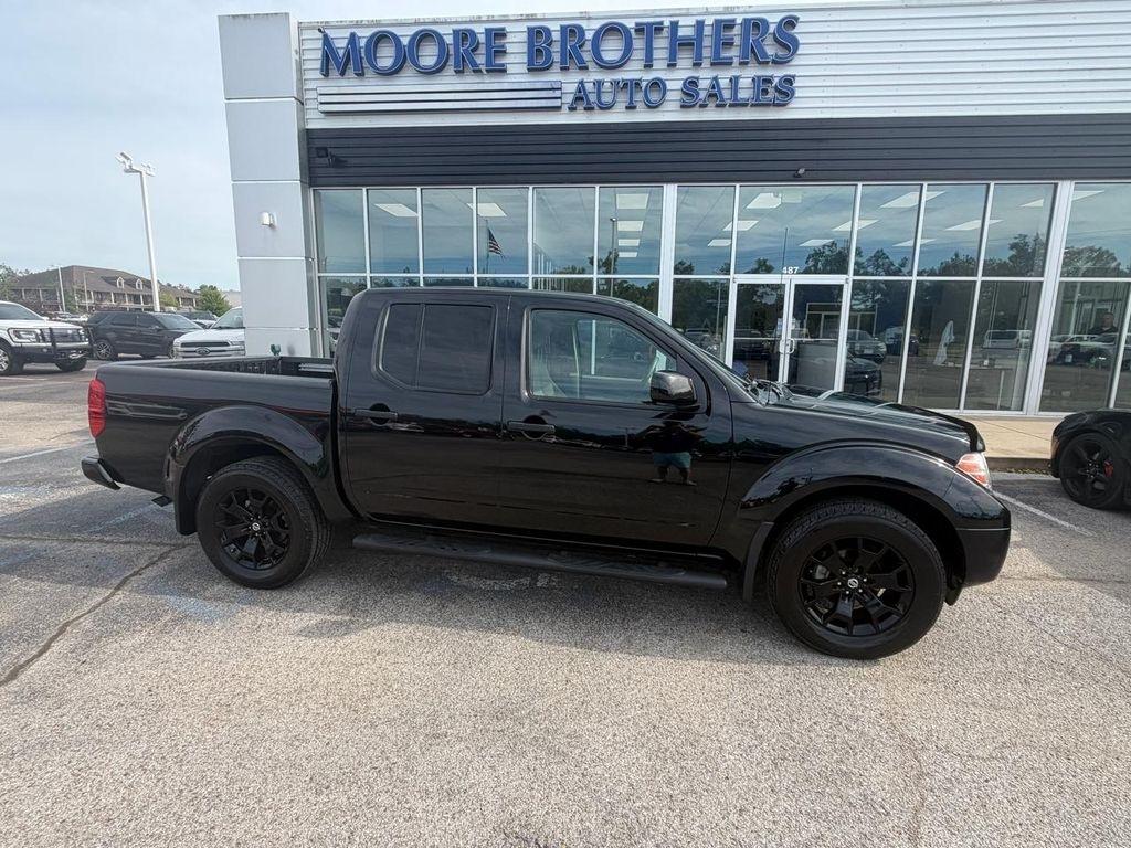 Nissan Frontier Crew Cab 4x4 SV Auto 2020