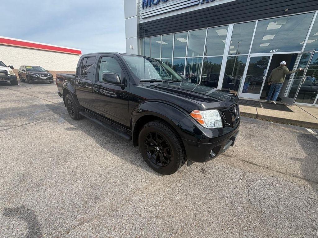 Nissan Frontier Crew Cab 4x4 SV Auto 2020