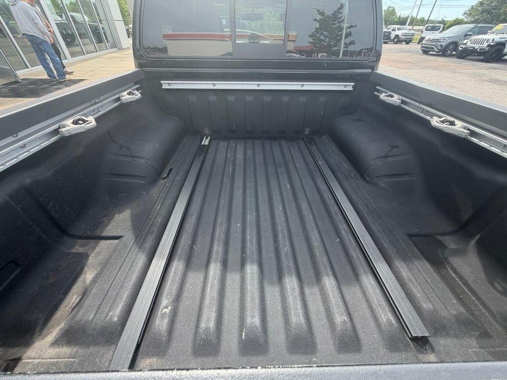 Nissan Frontier Crew Cab 4x4 SV Auto 2020