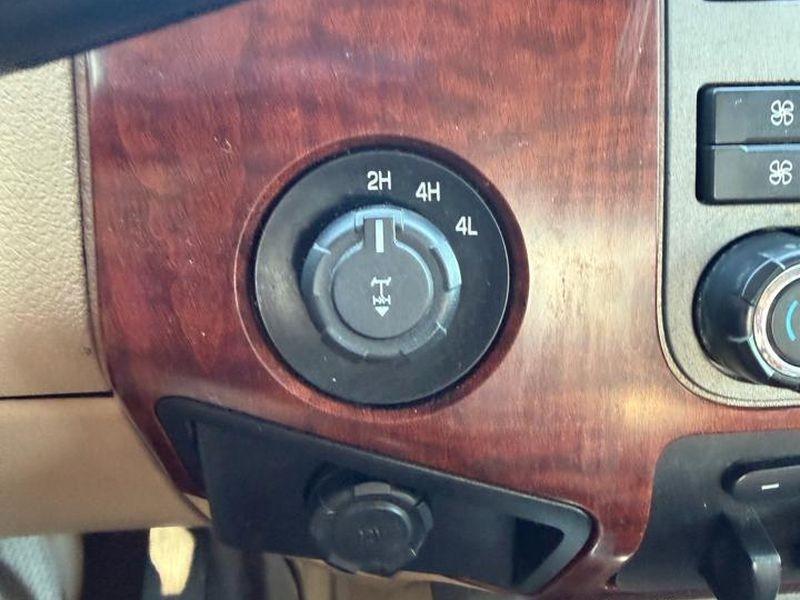 Ford Super Duty F-250 SRW 4WD Crew Cab 156" King Ranch 2012