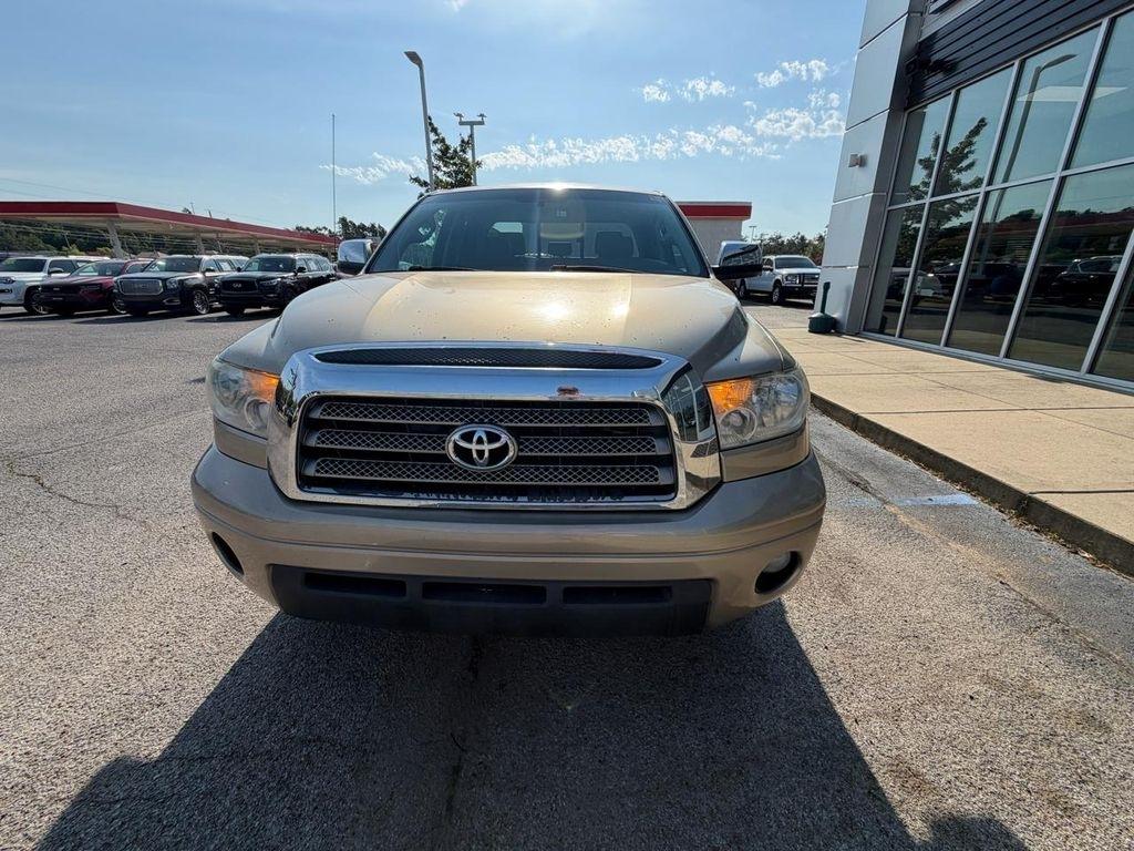 Toyota Tundra 2WD Double 145.7" 5.7L V8 LTD (Natl 2007