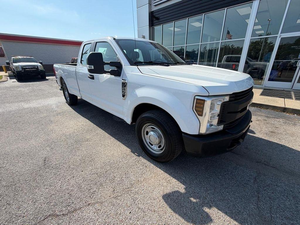 Ford Super Duty F-250 SRW XL 2WD SuperCab 8' Box 2019
