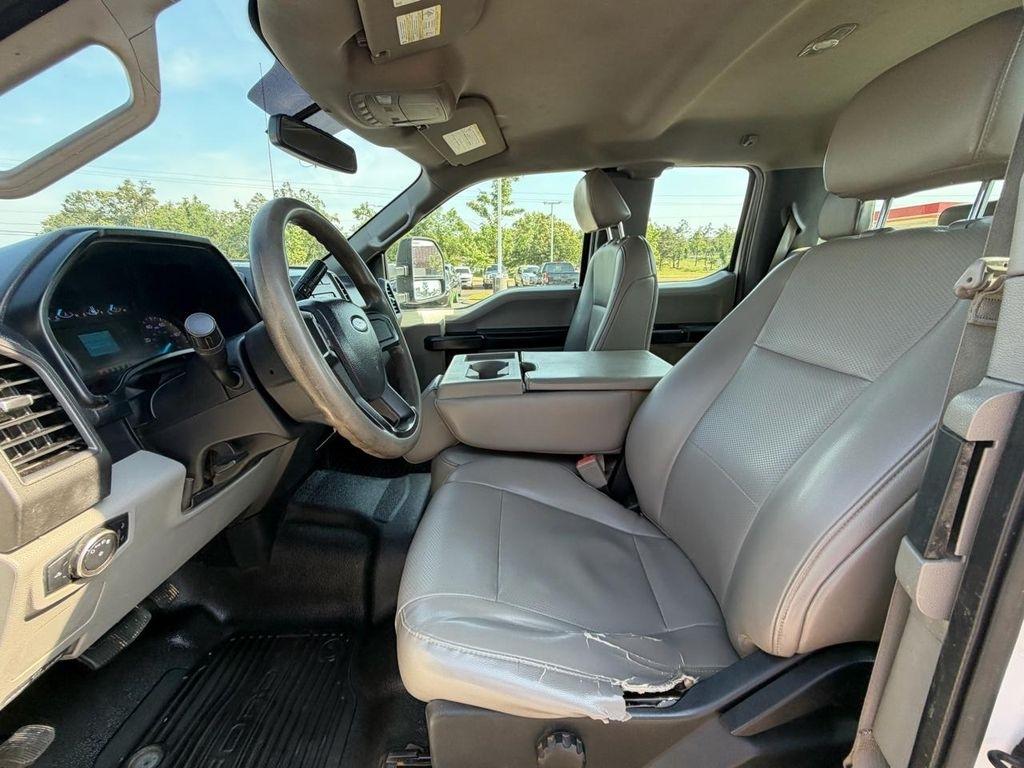 Ford Super Duty F-250 SRW XL 2WD SuperCab 8' Box 2019