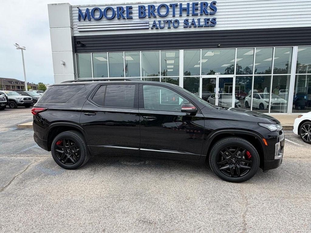 2023 Chevrolet Traverse FWD 4dr Premier