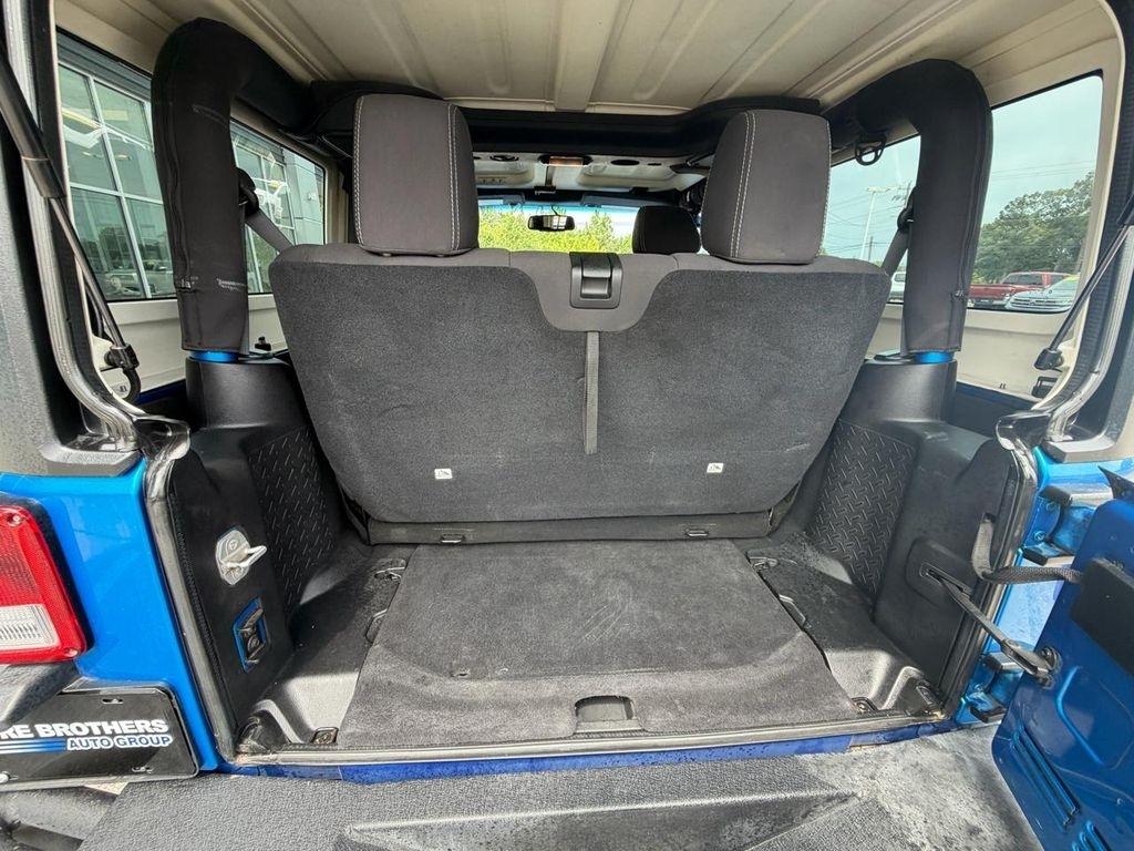 Jeep Wrangler 4WD 2dr Rubicon 2015