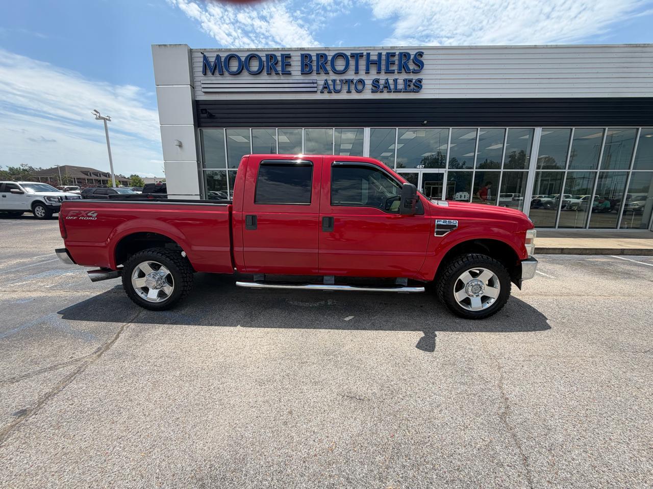 2008 Ford Super Duty F-250 SRW XLT 4WD Crew Cab 8' Box