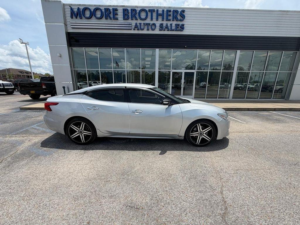 Nissan Maxima SV 3.5L *Ltd Avail* 2017