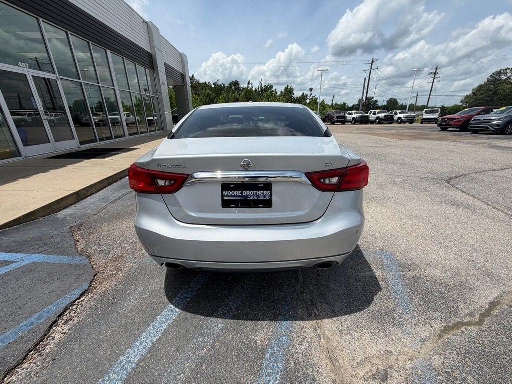 Nissan Maxima SV 3.5L *Ltd Avail* 2017