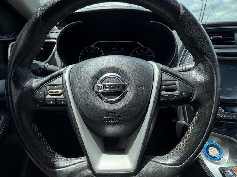 Nissan Maxima SV 3.5L *Ltd Avail* 2017
