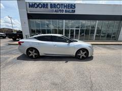 2017 Nissan Maxima 