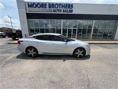 2017 Nissan Maxima 