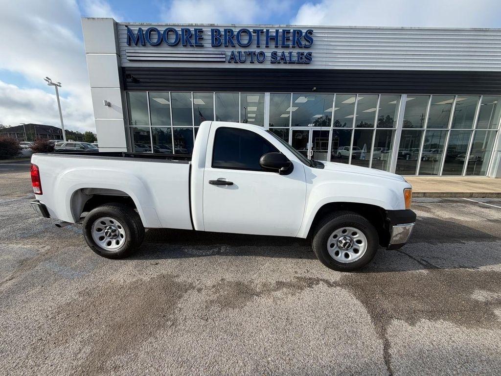 GMC Sierra 1500 2WD Reg Cab 119.0" Work Truck 2011