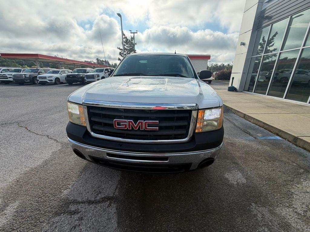 GMC Sierra 1500 2WD Reg Cab 119.0" Work Truck 2011