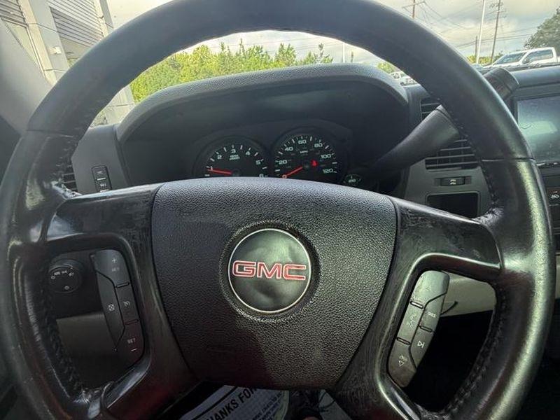GMC Sierra 1500 2WD Reg Cab 119.0" Work Truck 2011