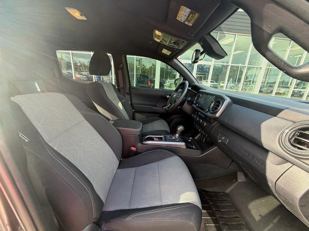 Toyota Tacoma 4WD TRD Off Road Double Cab 5' Bed V6 MT (Natl) 2023