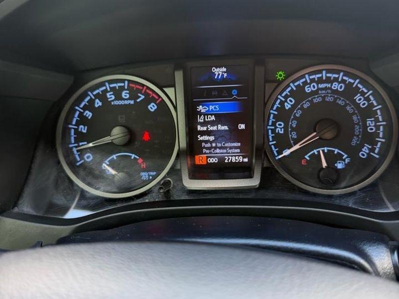 Toyota Tacoma 4WD TRD Off Road Double Cab 5' Bed V6 MT (Natl) 2023