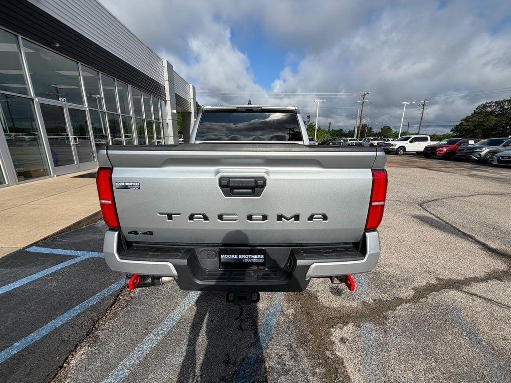 Toyota Tacoma 4WD TRD Off Road Double Cab 5' Bed MT (Natl) 2024