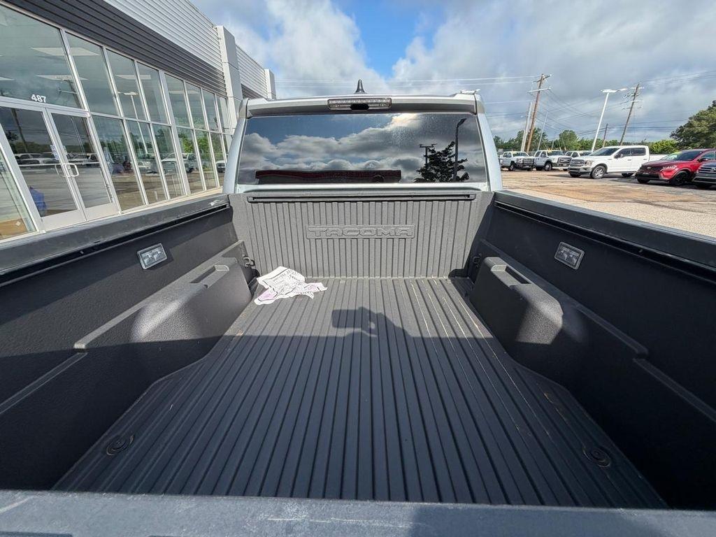 Toyota Tacoma 4WD TRD Off Road Double Cab 5' Bed MT (Natl) 2024