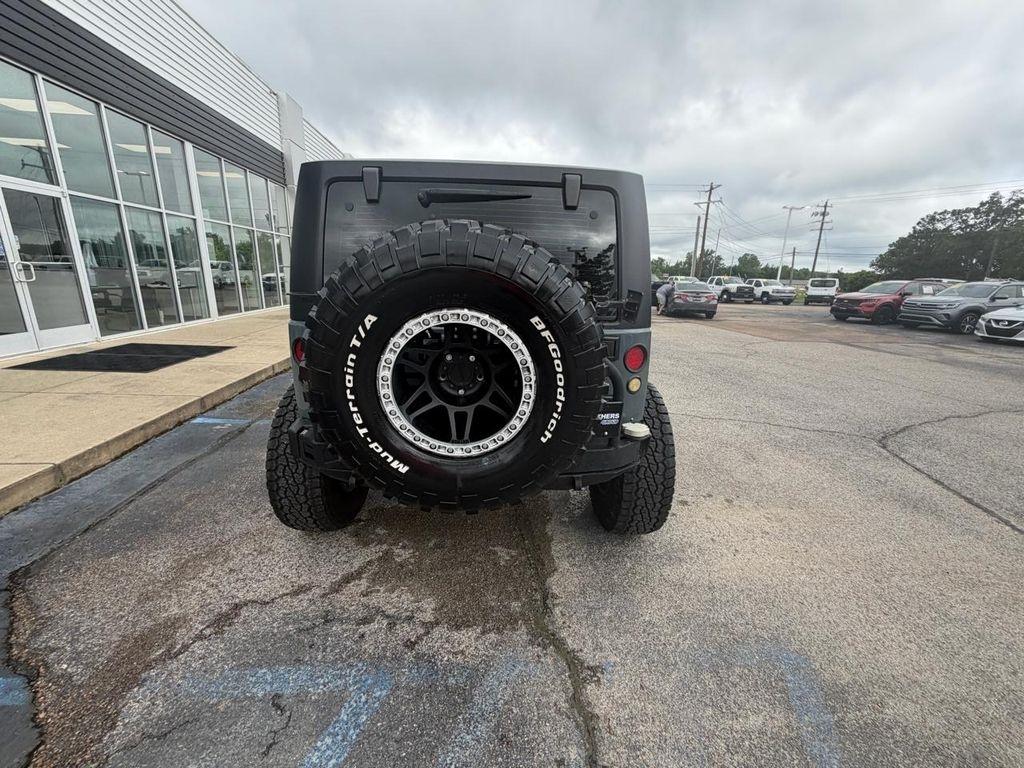 Jeep Wrangler 4WD 2dr Rubicon 10th Anniversary 2013