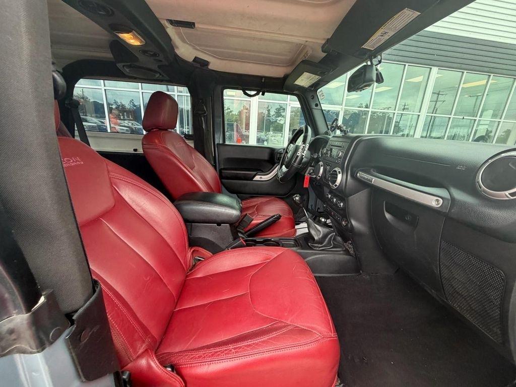 Jeep Wrangler 4WD 2dr Rubicon 10th Anniversary 2013