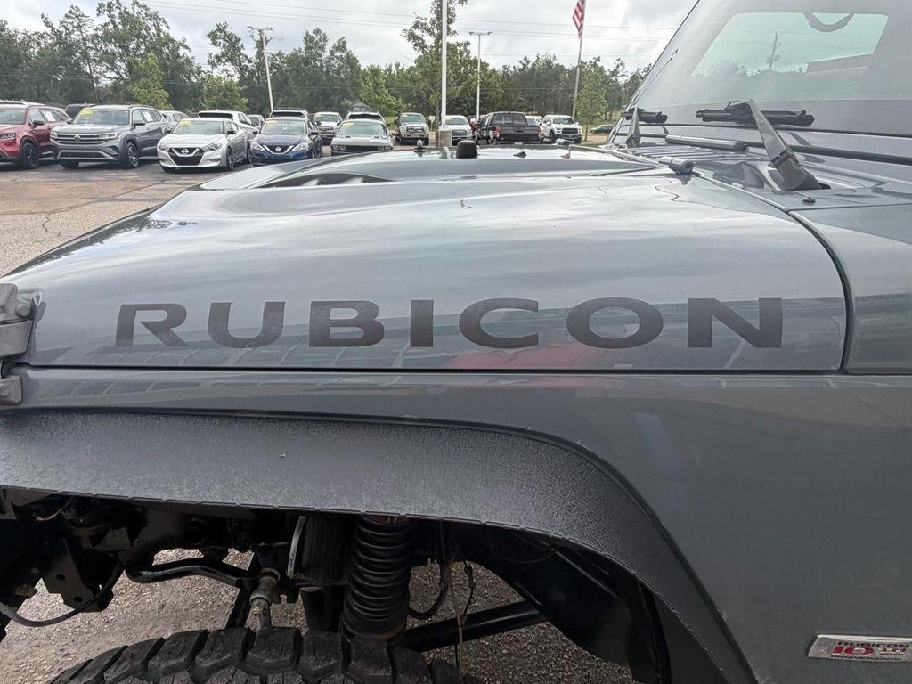 Jeep Wrangler 4WD 2dr Rubicon 10th Anniversary 2013