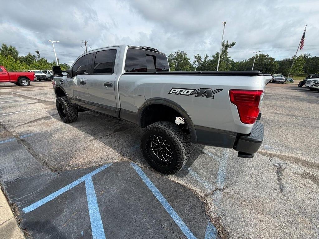 Nissan Titan XD 4x4 Diesel Crew Cab PRO-4X 2018