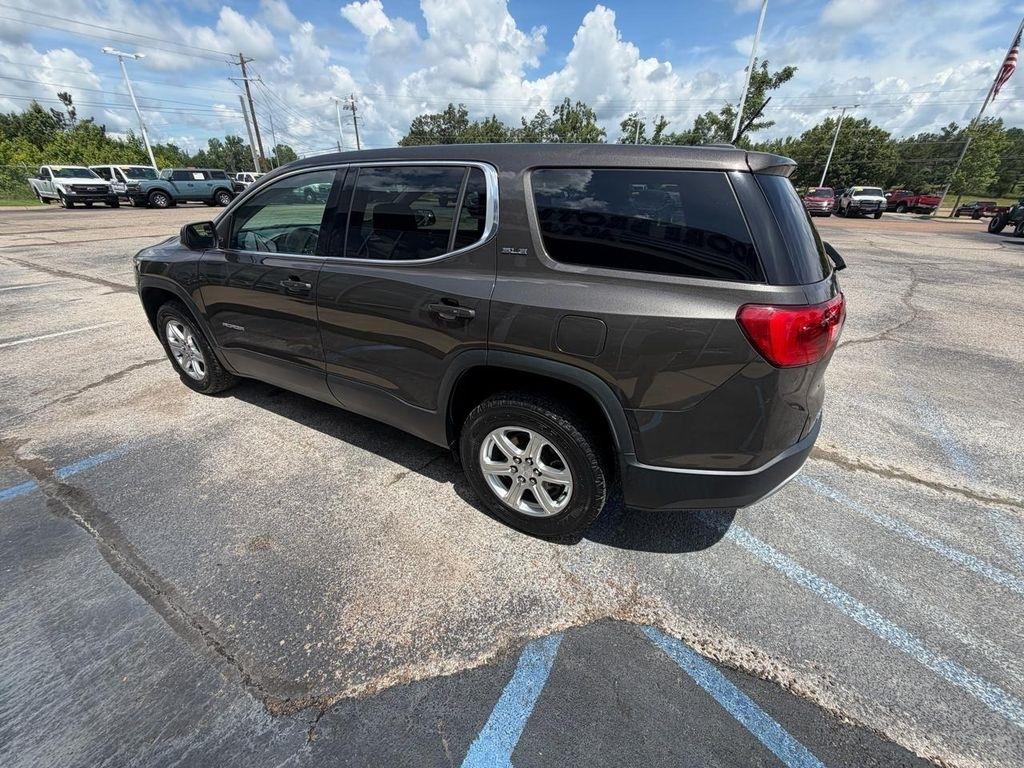 GMC Acadia FWD 4dr SLE w/SLE-1 2019