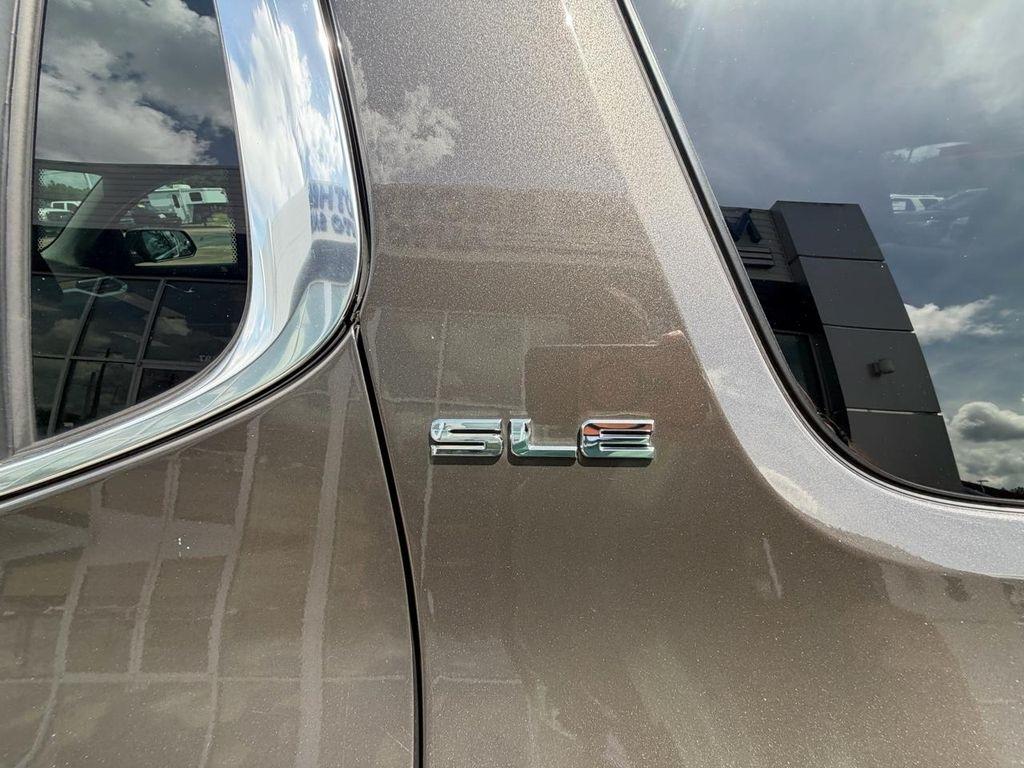 GMC Acadia FWD 4dr SLE w/SLE-1 2019