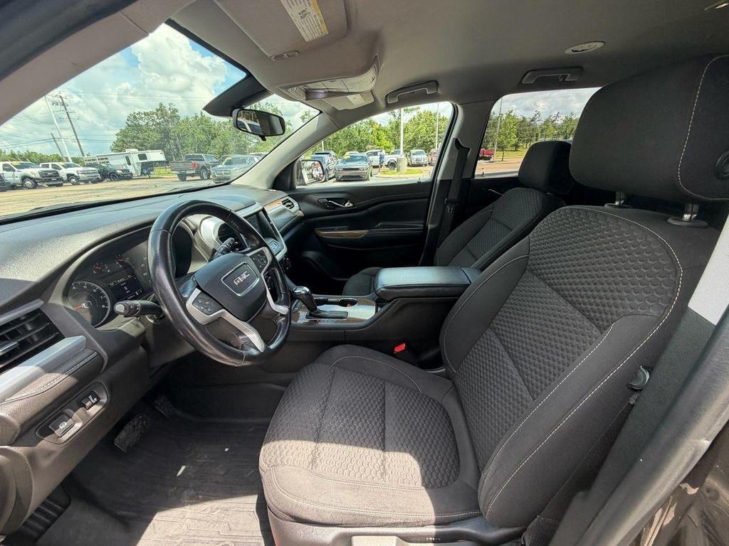 GMC Acadia FWD 4dr SLE w/SLE-1 2019