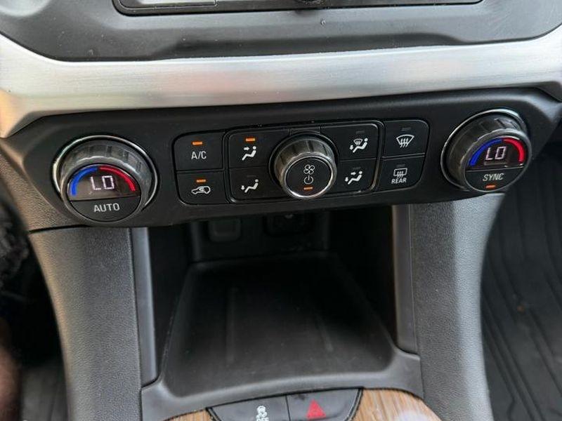 GMC Acadia FWD 4dr SLE w/SLE-1 2019