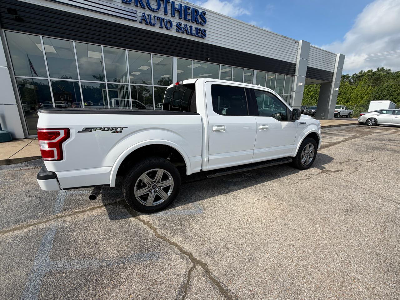 Ford F-150 STX 4WD SuperCrew 5.5' Box 2022