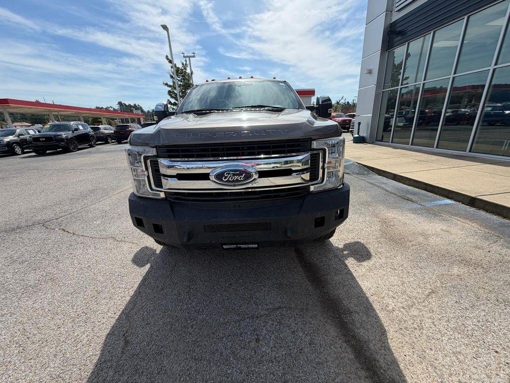 Ford Super Duty F-250 SRW XLT 4WD Crew Cab 8' Box 2019