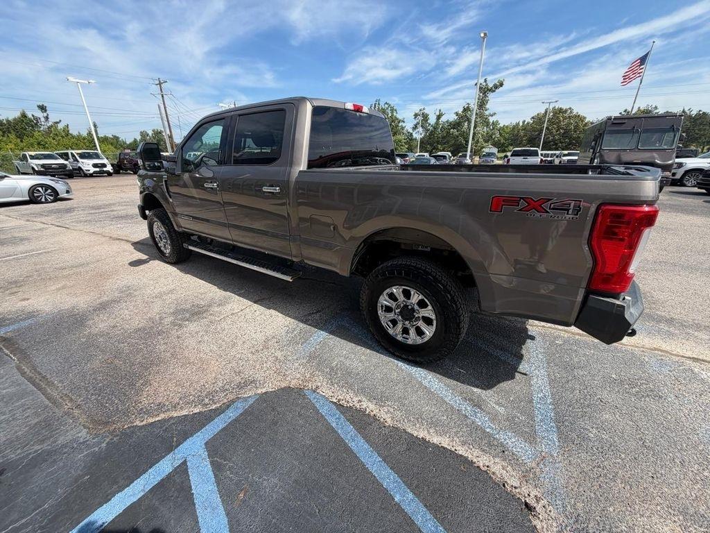 Ford Super Duty F-250 SRW XLT 4WD Crew Cab 8' Box 2019