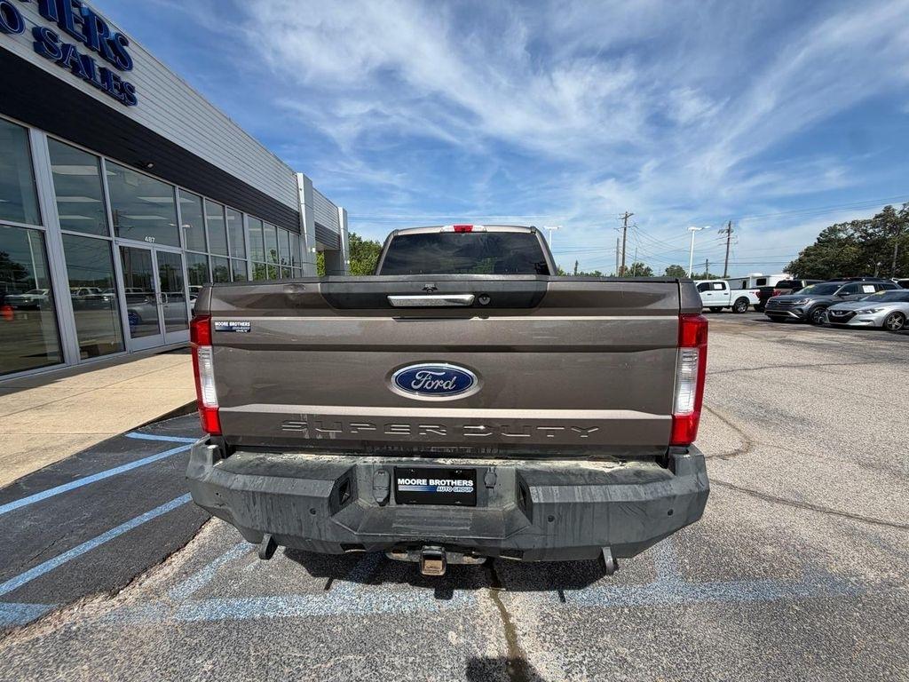 Ford Super Duty F-250 SRW XLT 4WD Crew Cab 8' Box 2019