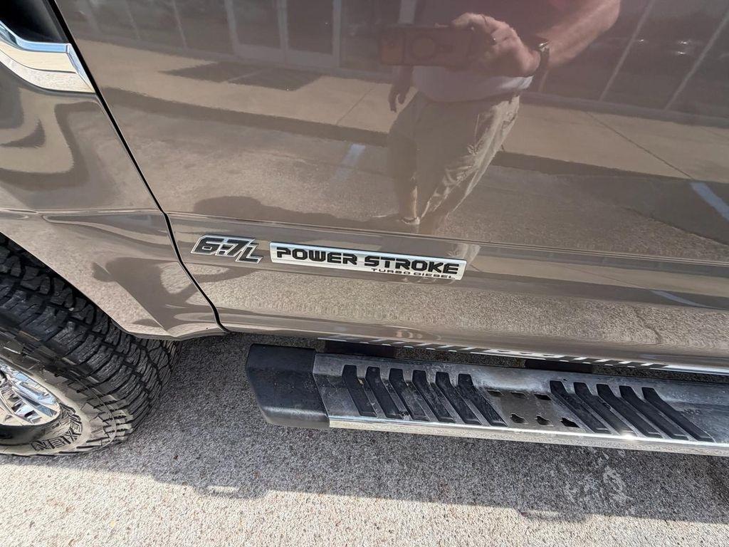 Ford Super Duty F-250 SRW XLT 4WD Crew Cab 8' Box 2019