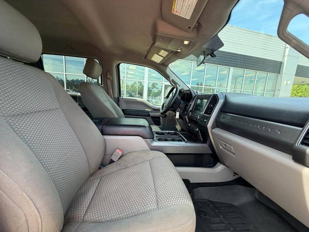 Ford Super Duty F-250 SRW XLT 4WD Crew Cab 8' Box 2019