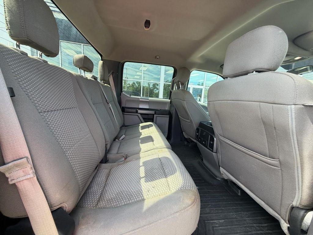 Ford Super Duty F-250 SRW XLT 4WD Crew Cab 8' Box 2019