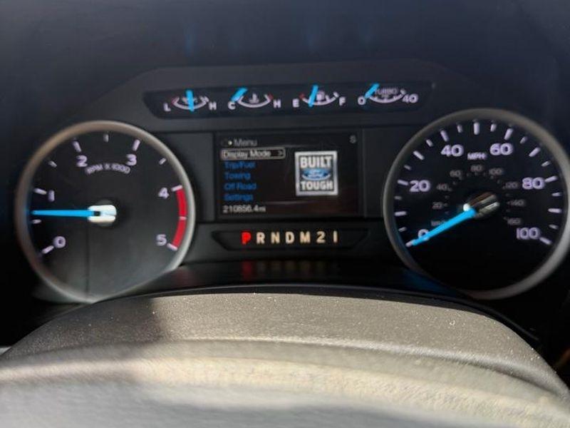 Ford Super Duty F-250 SRW XLT 4WD Crew Cab 8' Box 2019