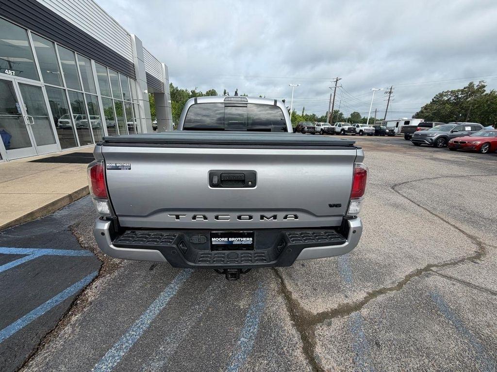 Toyota Tacoma 4WD TRD Off Road Double Cab 5' Bed V6 MT (Natl) 2020