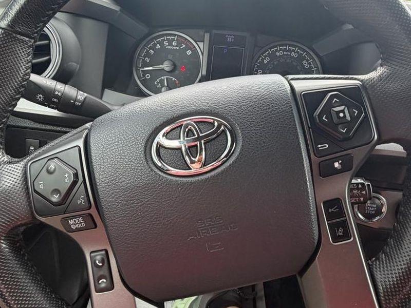 Toyota Tacoma 4WD TRD Off Road Double Cab 5' Bed V6 MT (Natl) 2020