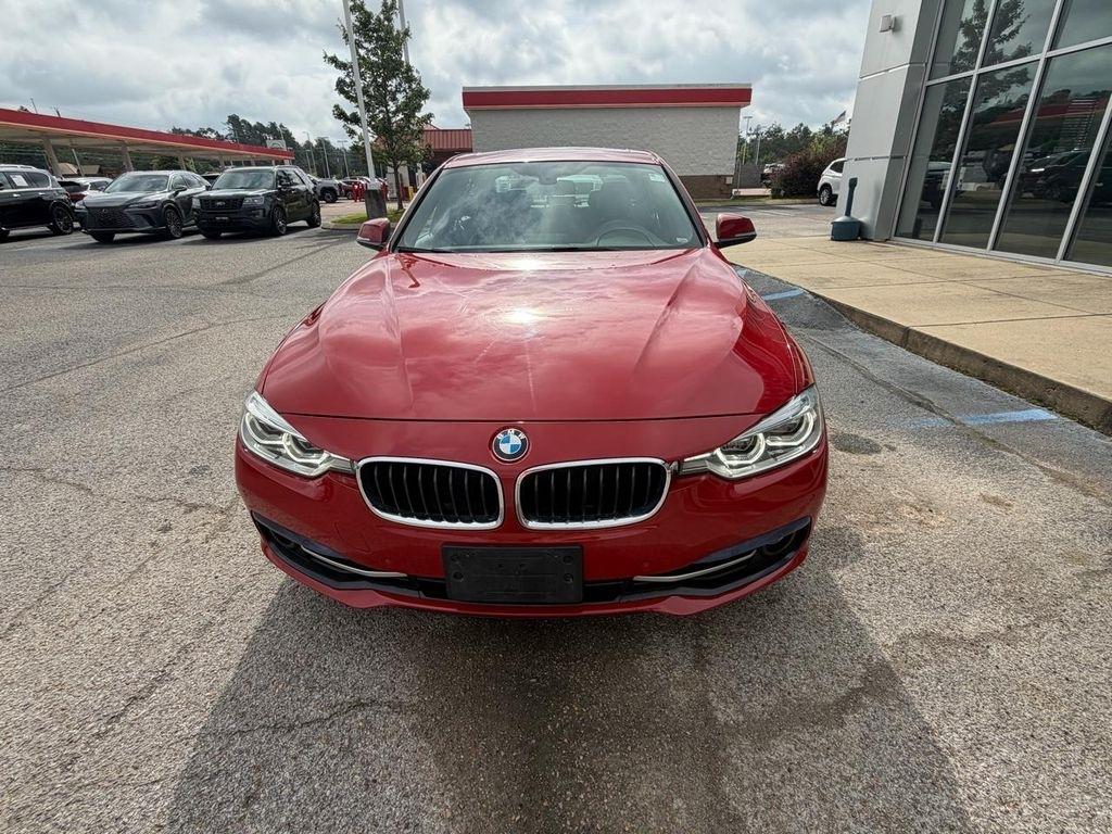 BMW 3 Series 330i xDrive Sedan 2017