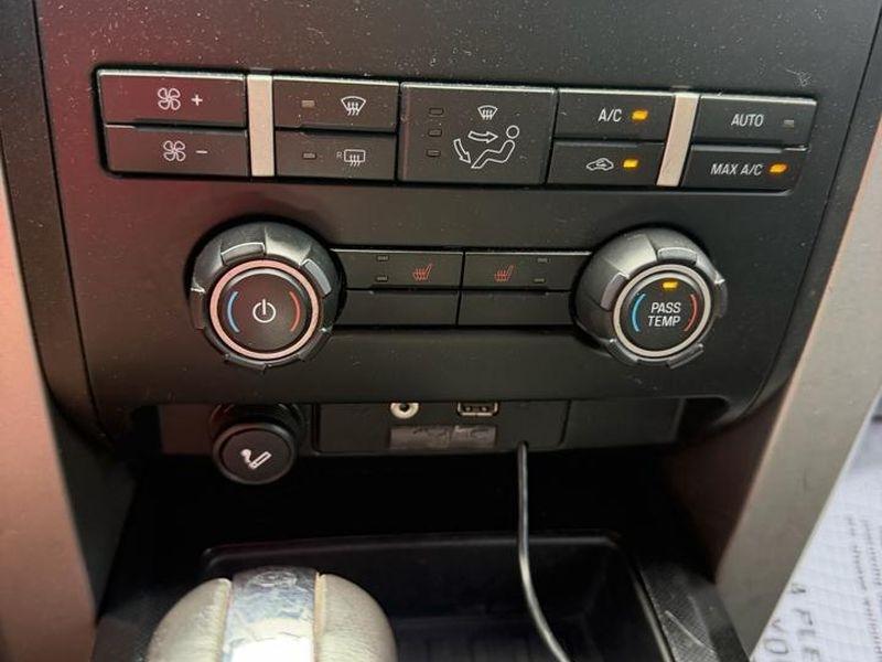 Ford F-150 FX4 SuperCrew 5.5-ft. Bed 4WD 2011