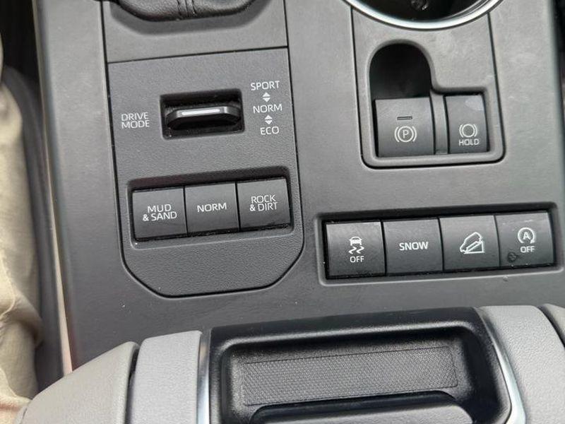Toyota Highlander XLE AWD (Natl) 2021