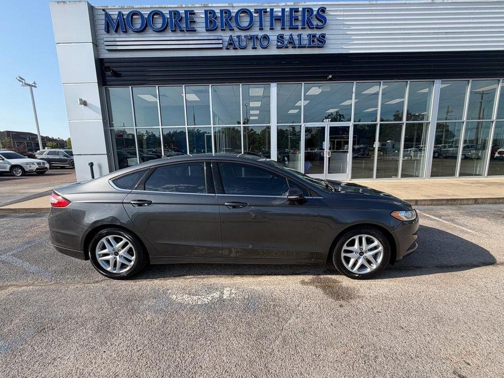 2015 Ford Fusion 4dr Sdn SE FWD